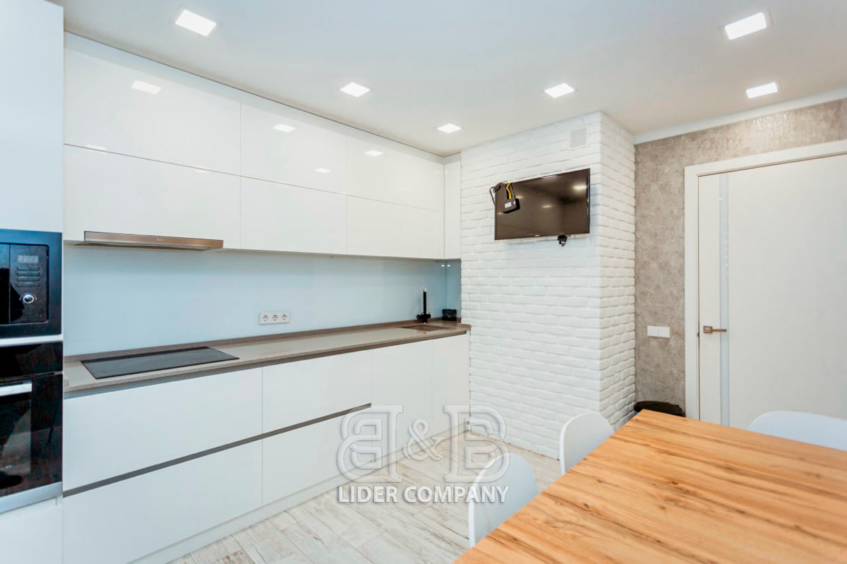 Se vinde apartament cu 3 camere – bd. Mircea cel Bătrân, sectorul Ciocana