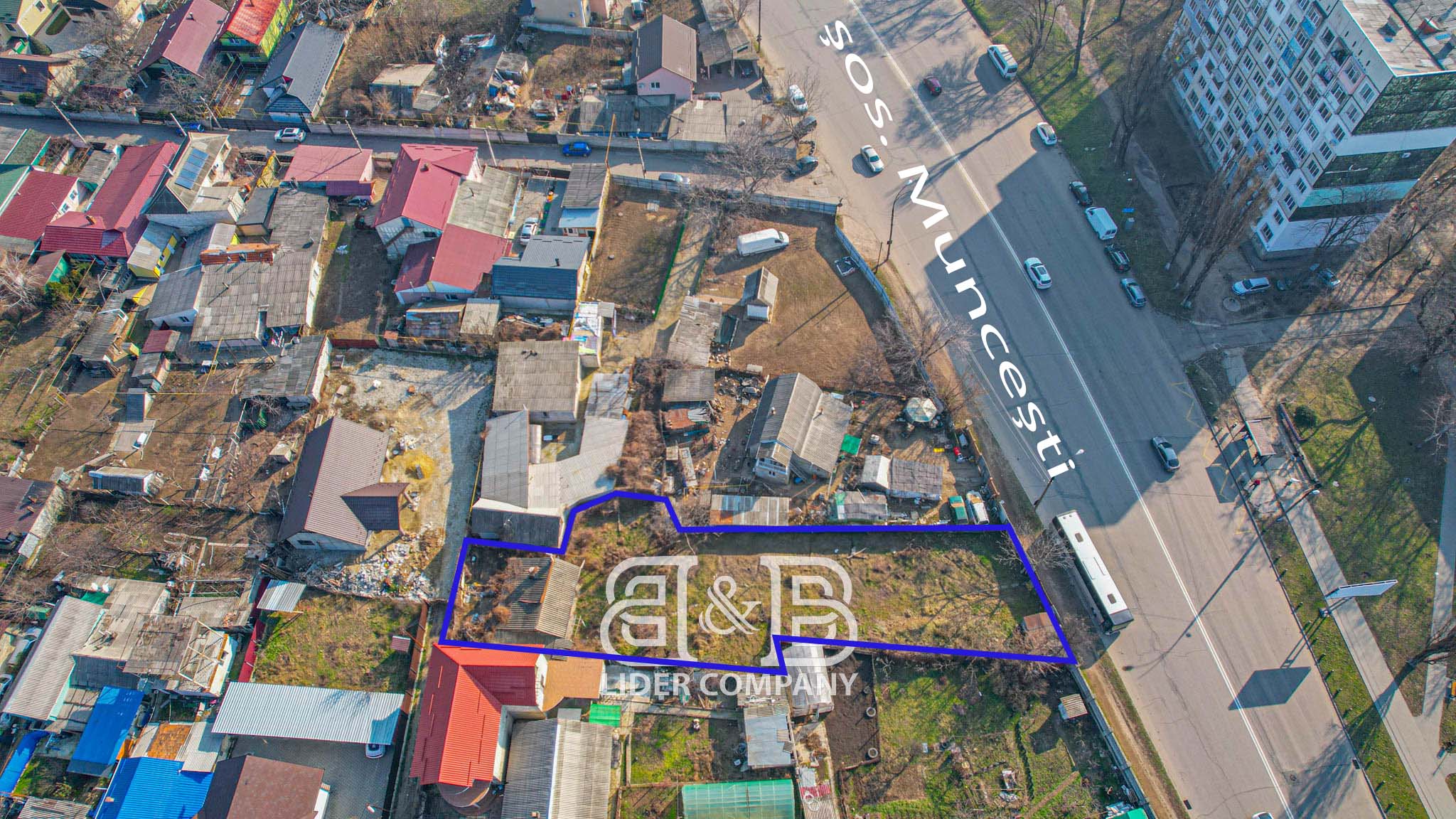 Închiriere teren pentru construcție – Strada Muncești