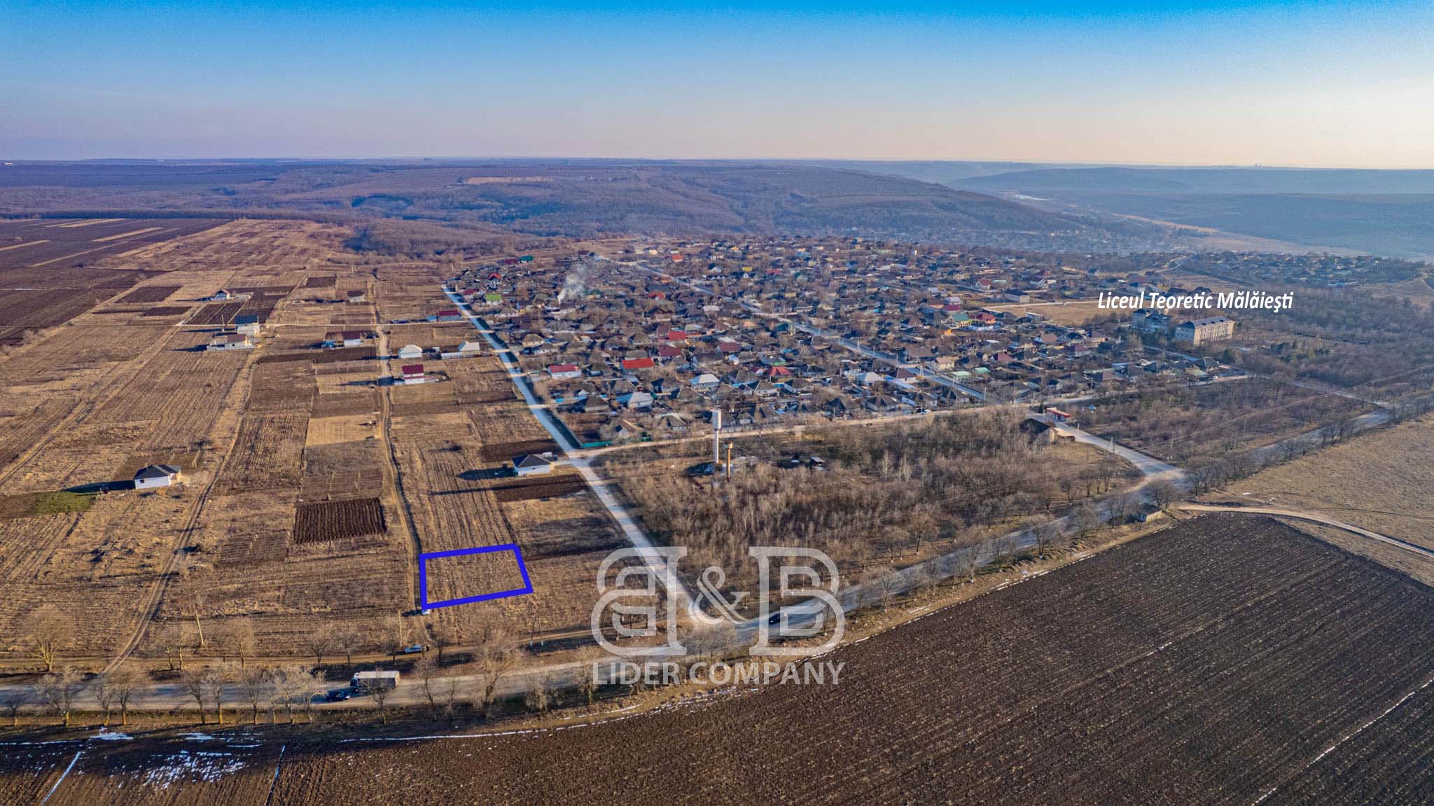 Se vinde teren pentru construcție în raionul Criuleni