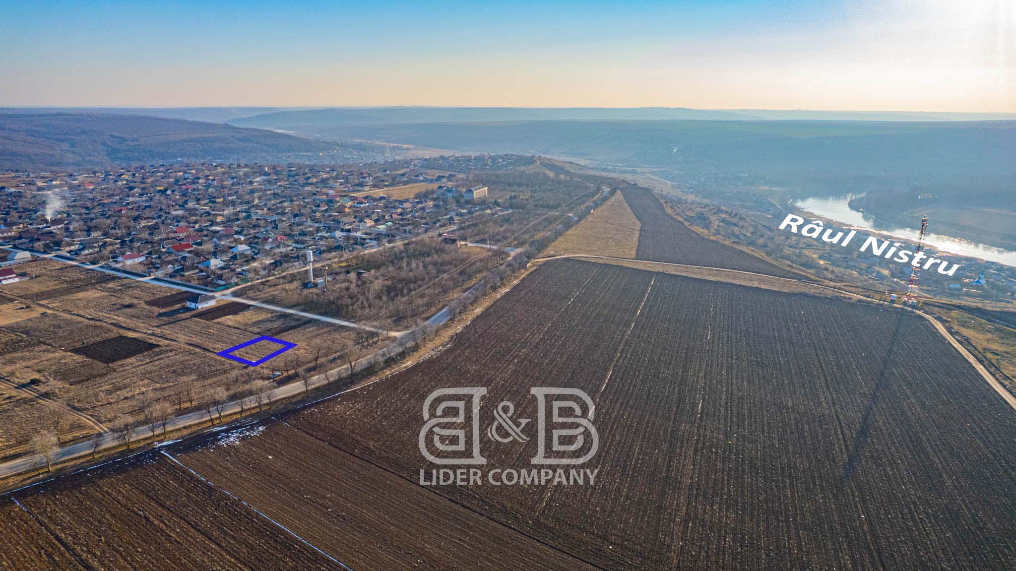 Se vinde teren pentru construcție în raionul Criuleni