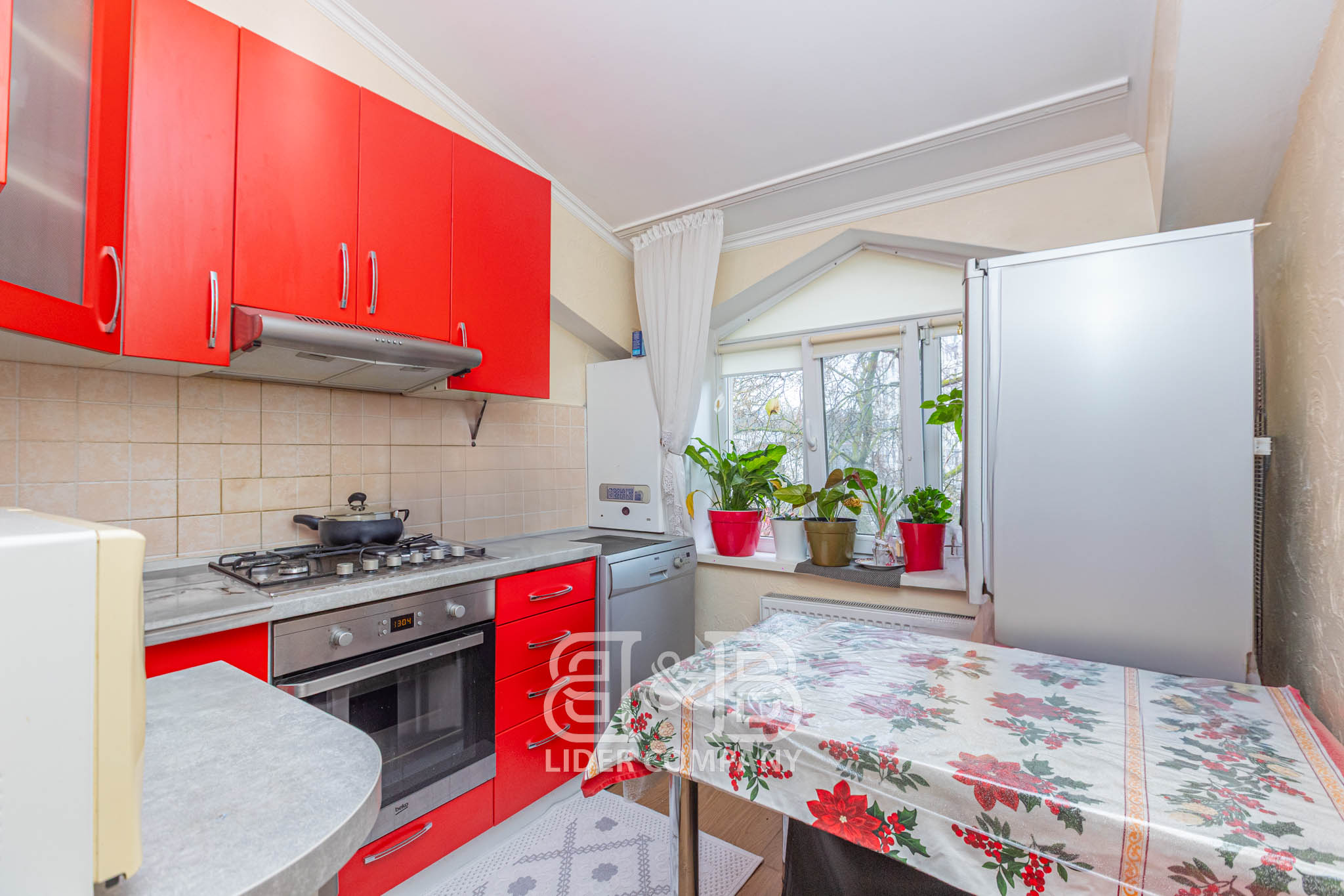 Apartament cu 2 camere de vânzare, 44.80 mp, Str. Vladimir Korolenko