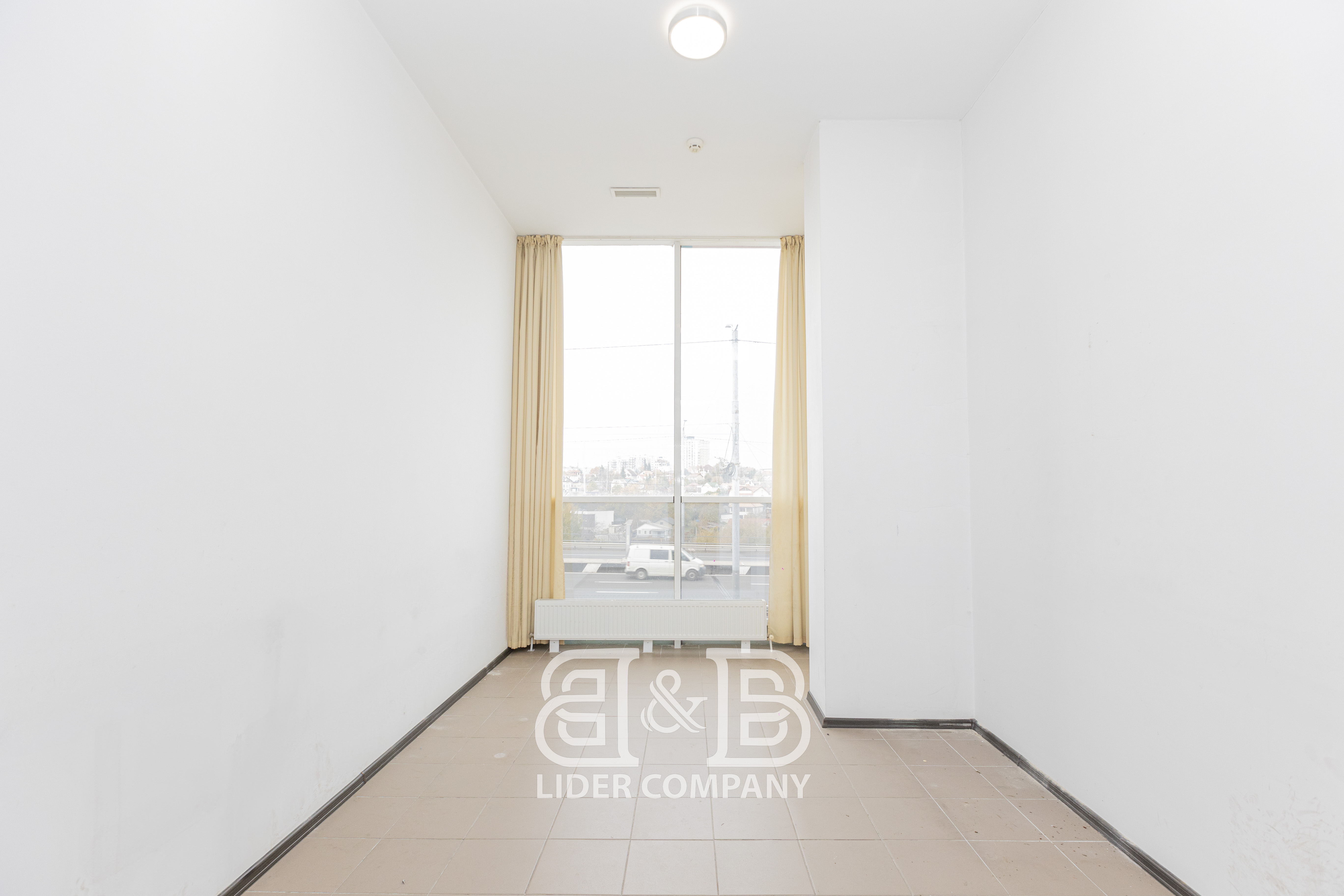 Spațiu comercial 600 m2 Centru str. Melestiu Vizavi de Molldova