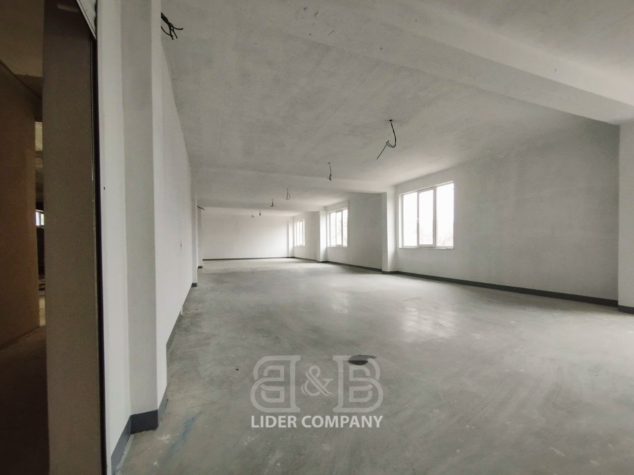 Spațiu de producție / depozit de închiriat – 220 mp