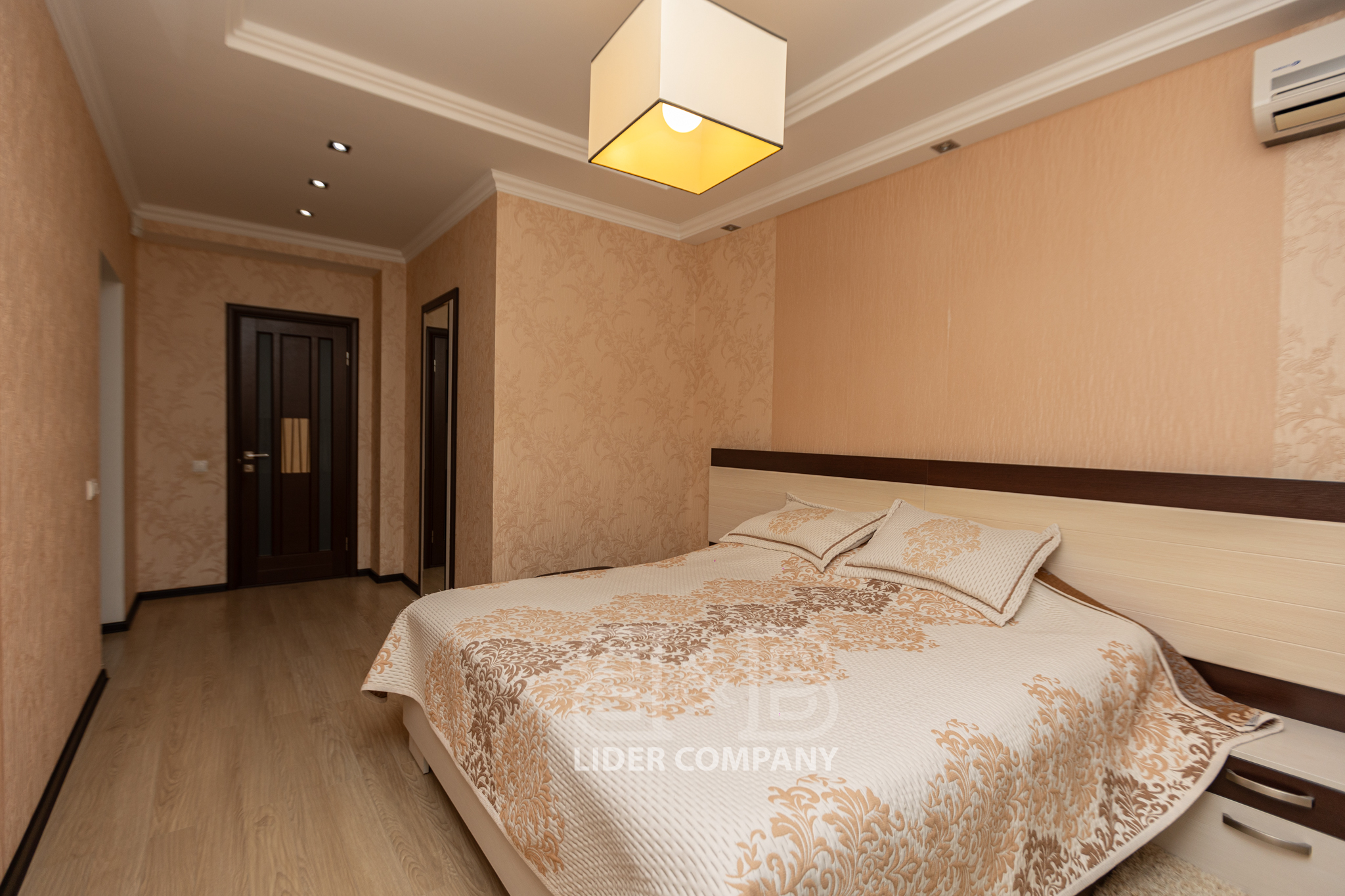 CHIRIE Apartament cu 3 camere, 150 m², Râșcani, Chișinău
