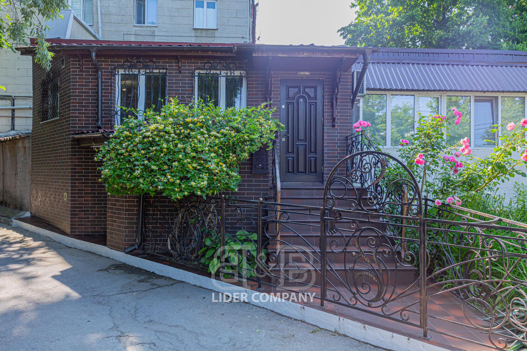 Apartament la sol – 74 mp, str. Bariera Sculeni, mun. Chișinău