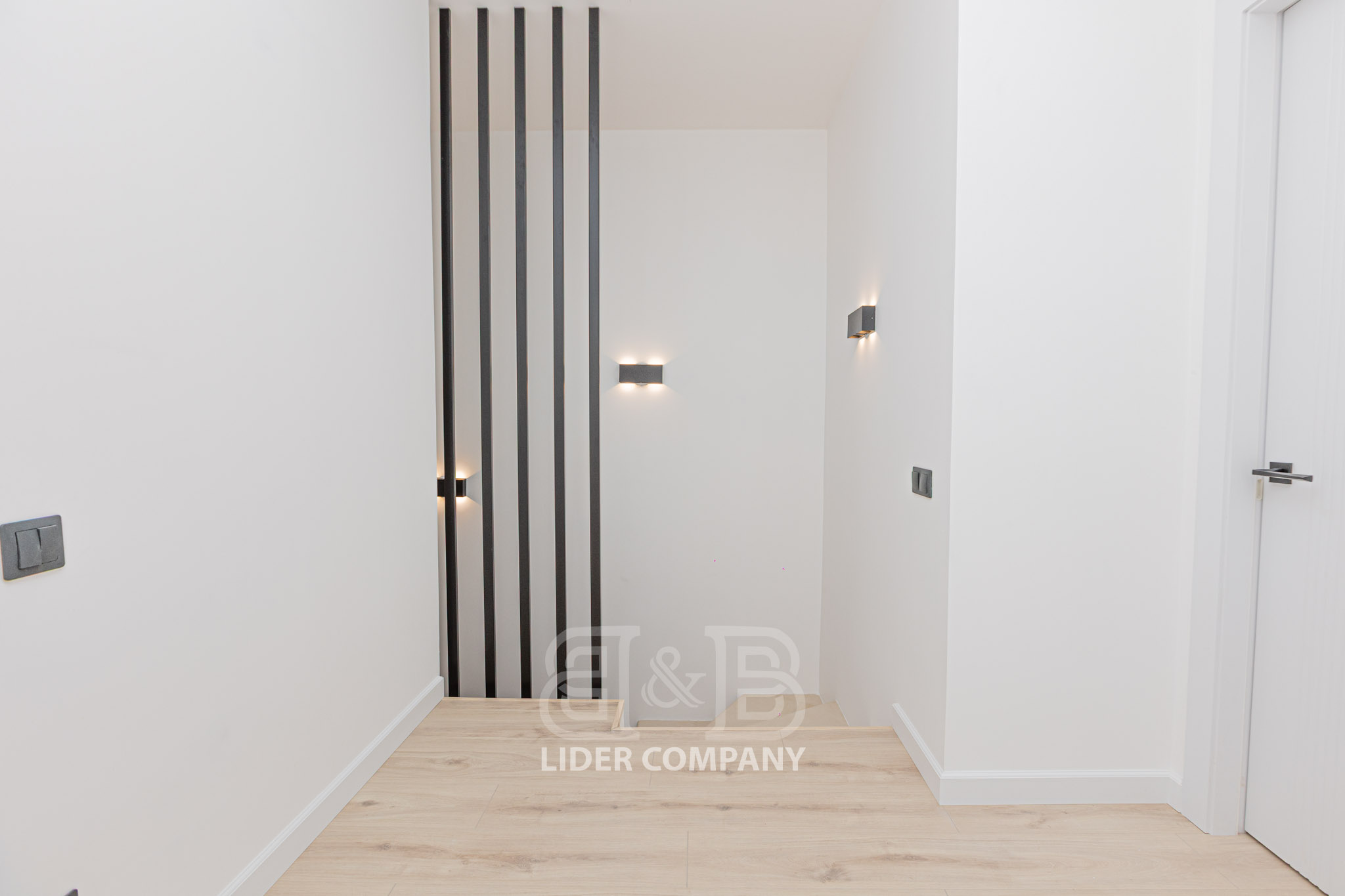 De vânzare – Townhouse pe 3 niveluri în Durlești