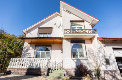Casă de Vânzare în Botanica – Str. Vlad Lovița
