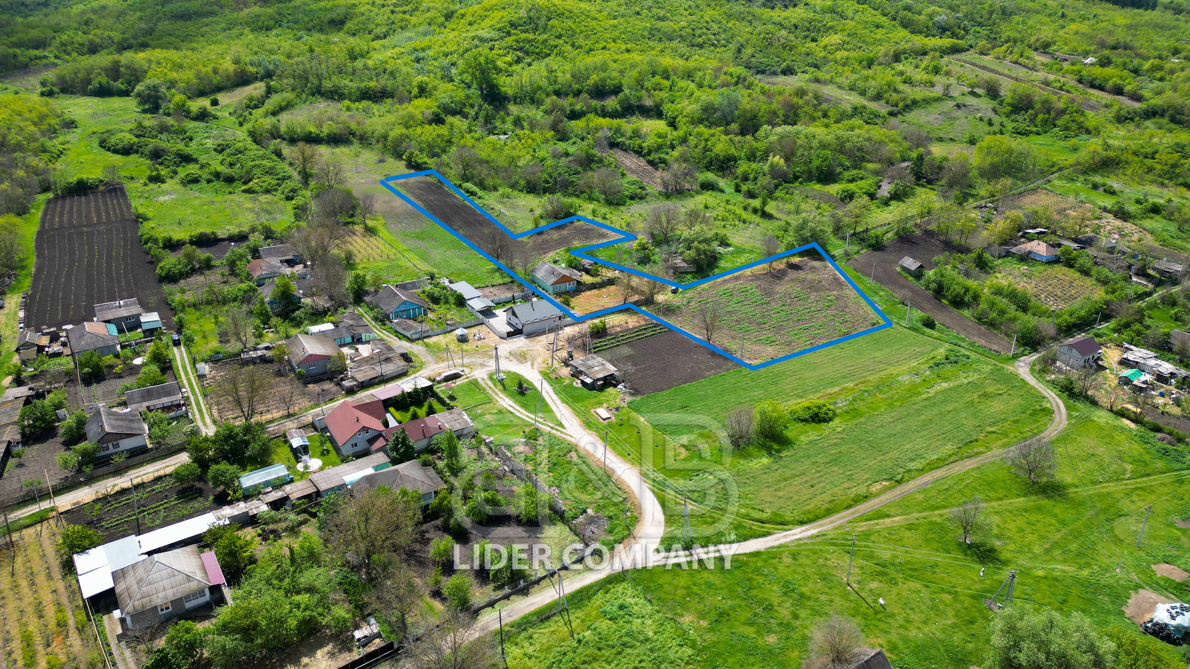 Vânzare Casă Bătrânească în Cimișeni, Raionul Criuleni – 139 mp, Teren 64 Ari