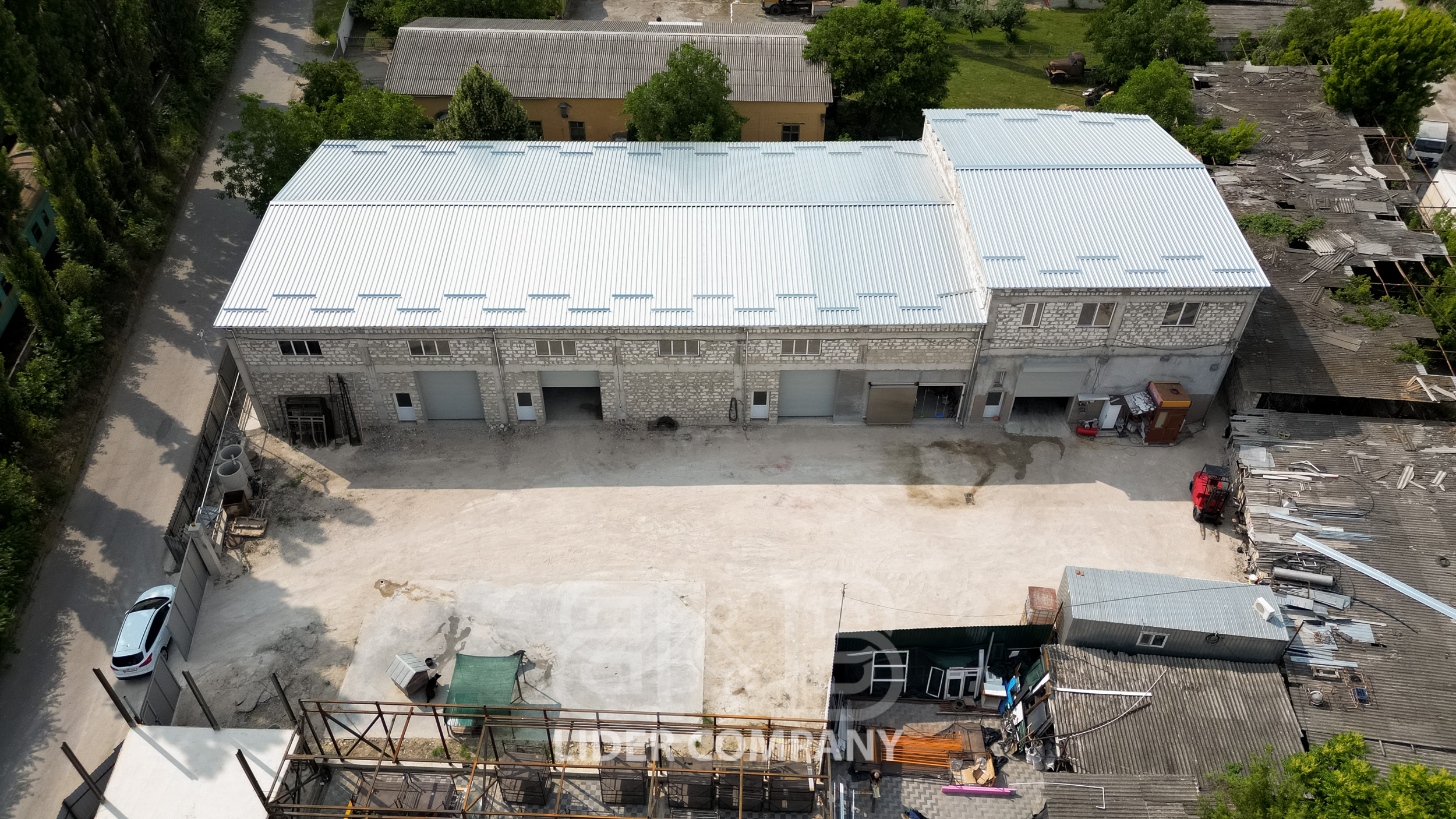 Spațiu industrial/depozit de vânzare – 1.100 mp, sectorul Centru