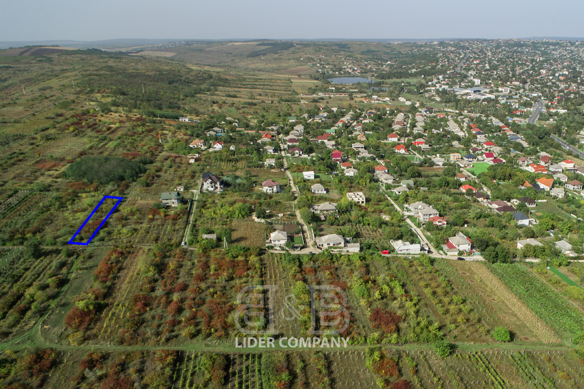 Teren cu o suprafață de 16 Ari în Peresecina , Orhei