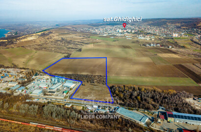 Teren extravilan (pentru construcții) în comuna Ghidighici