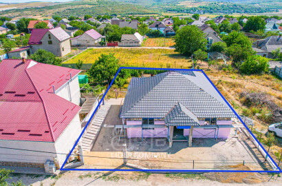 De vânzare  Casă cu un nivel – comuna Băcioi