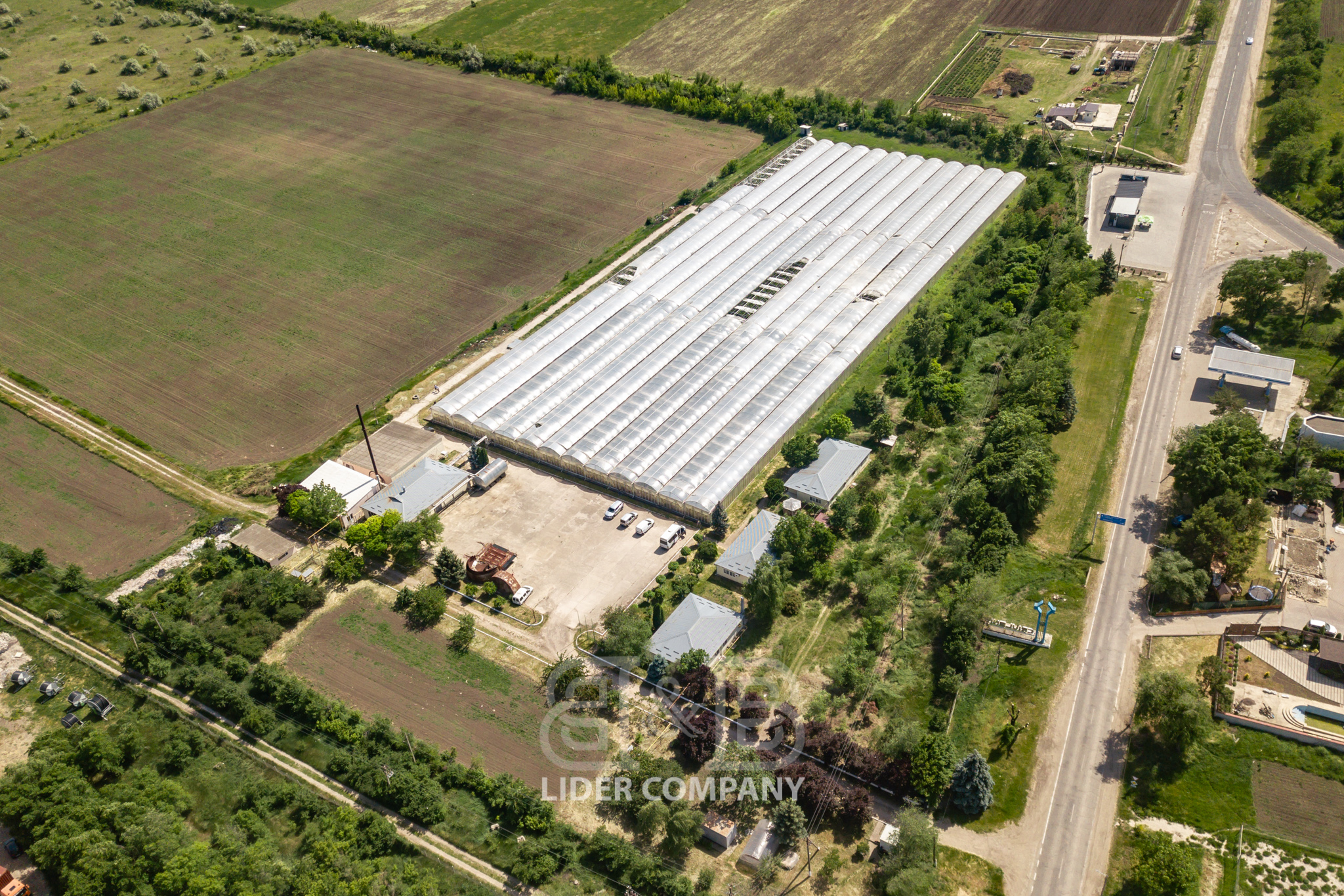 Teren Agricol + Seră 19 Ha , Afacere Activă Criuleni