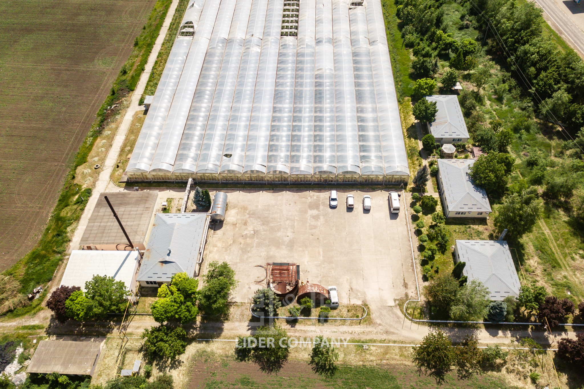 Teren Agricol + Seră 19 Ha , Afacere Activă Criuleni