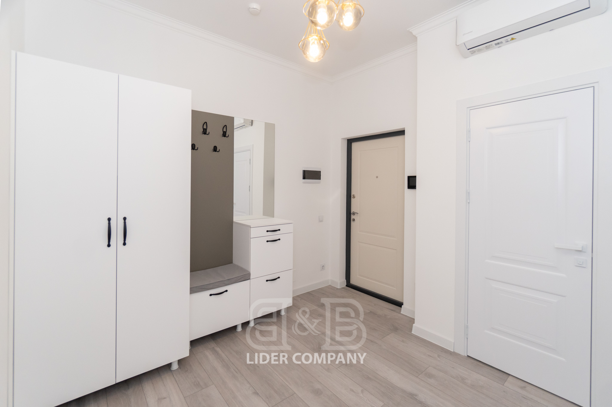 CHIRIE Apartament cu 1 cameră, 46 m², Centru, Chișinău