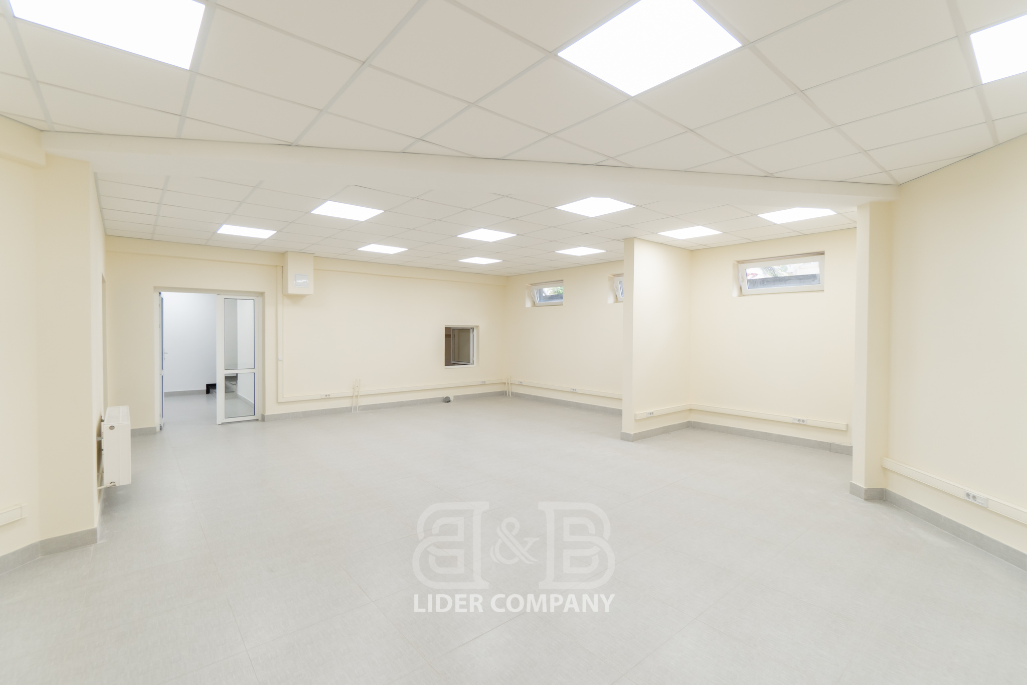 Chirie spatiu comercial 180 mp Centru , str. Sfatul Tării