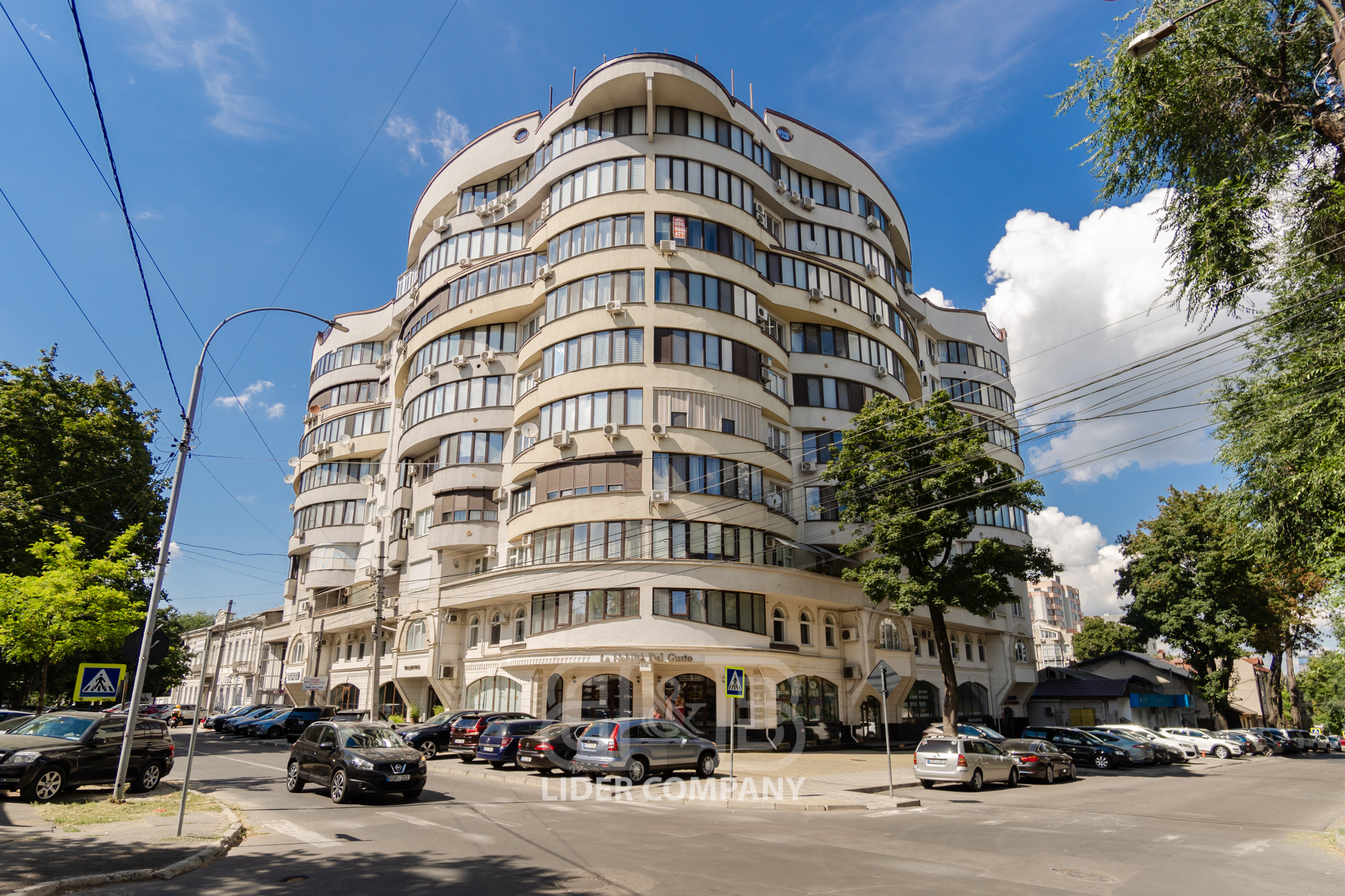 Chirie spatiu comercial 180 mp Centru , str. Sfatul Tării