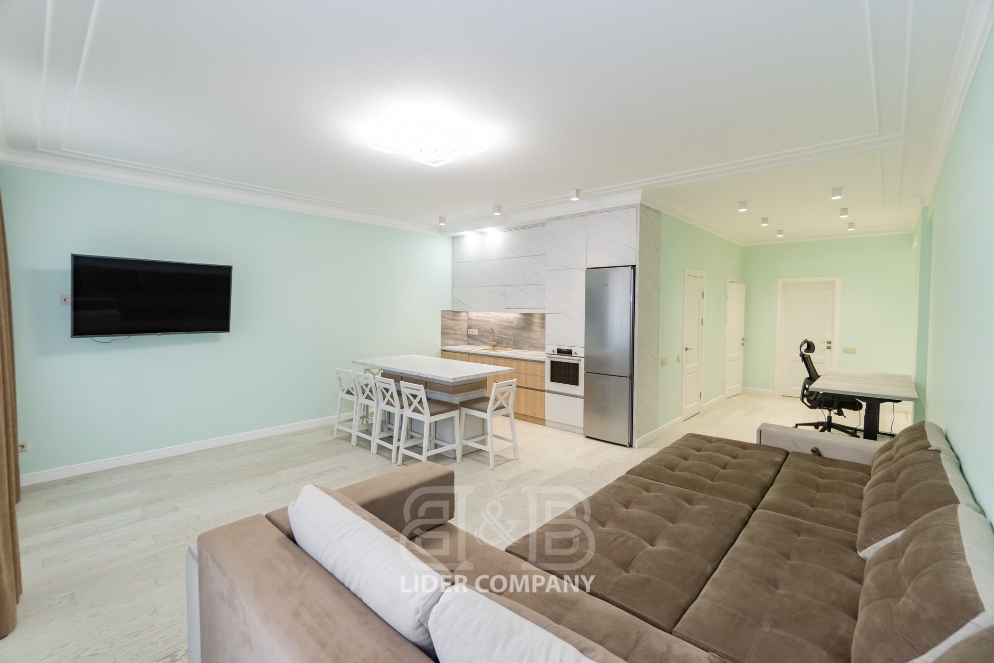 Apartament 80 m2 în sectorul Centru , Chișinău
