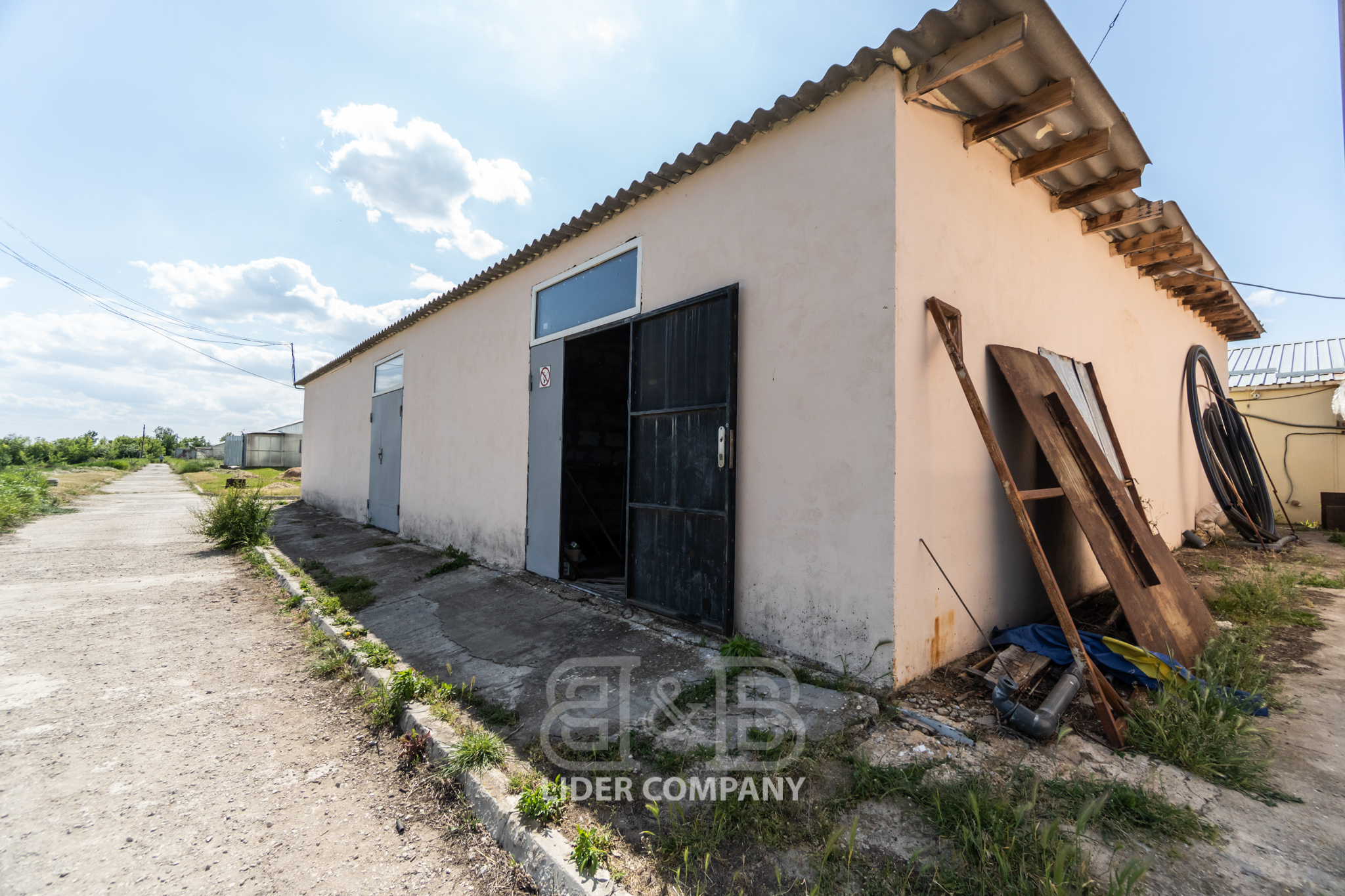 Teren Agricol + Seră 19 Ha , Afacere Activă Criuleni