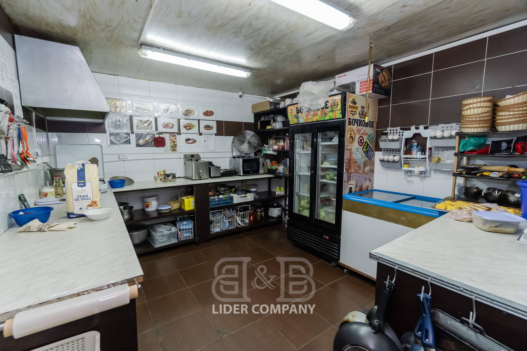 Spațiu Comercial 360 m2