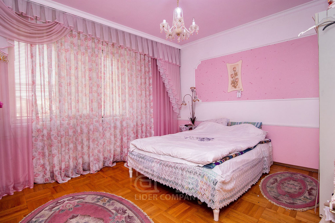 De vânzare Duplex 380 mp – sectorul Telecentru