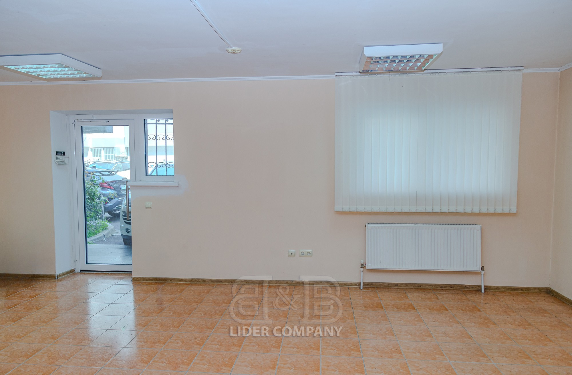 Spațiu comercial de închiriat – Bulevardul Dimitrie Cantemir 5/5, Chișinău, Centru