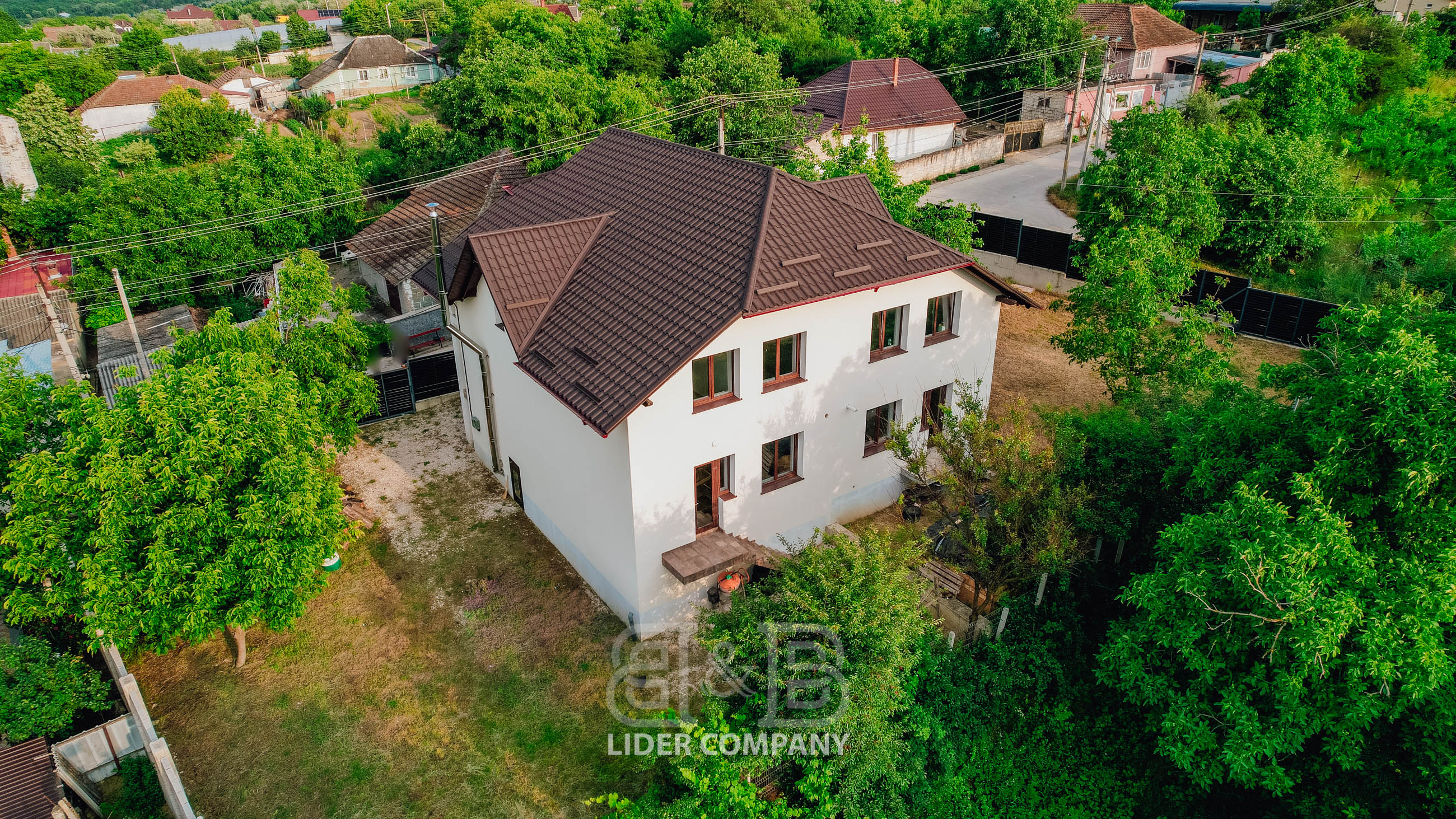 De vânzare duplex cu 2 nivele – satul Ratuș, raionul Criuleni