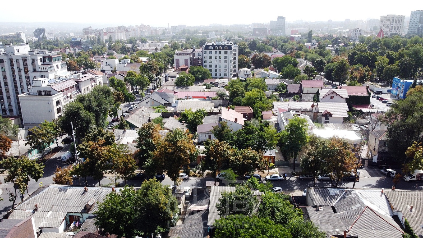Centru vânzare teren 6,7 ari str. Armenească