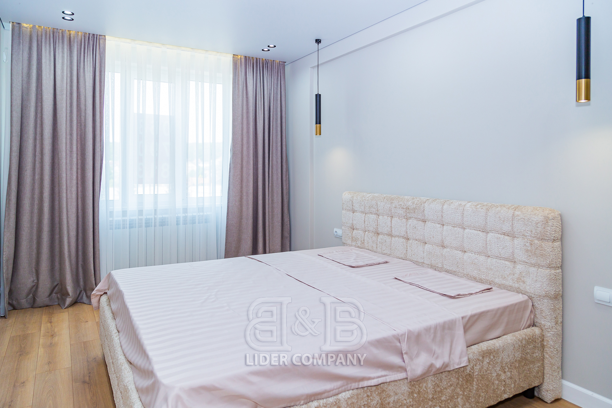 Apartament cu 3 camere de vânzare – sectorul Buiucani, Complexul ExFactor