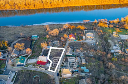 Teren de vânzare pentru construcție, 6.89 Ari – Vadul lui Vodă