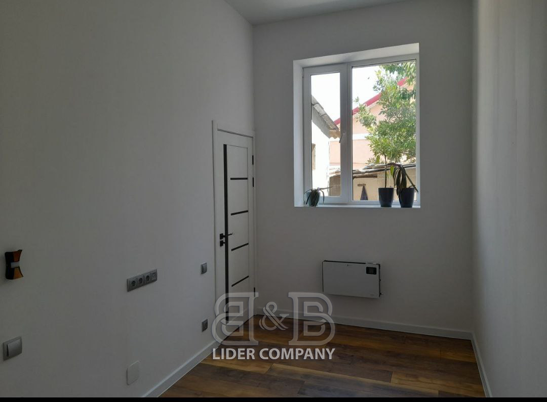 De vânzare apartament la sol – sectorul Buiucani