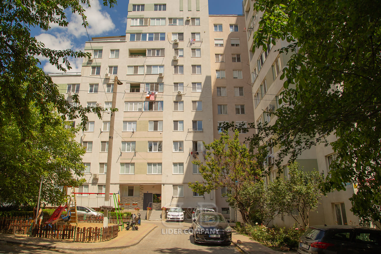De vânzare – Apartament spațios de 97 mp, sectorul Poșta Veche