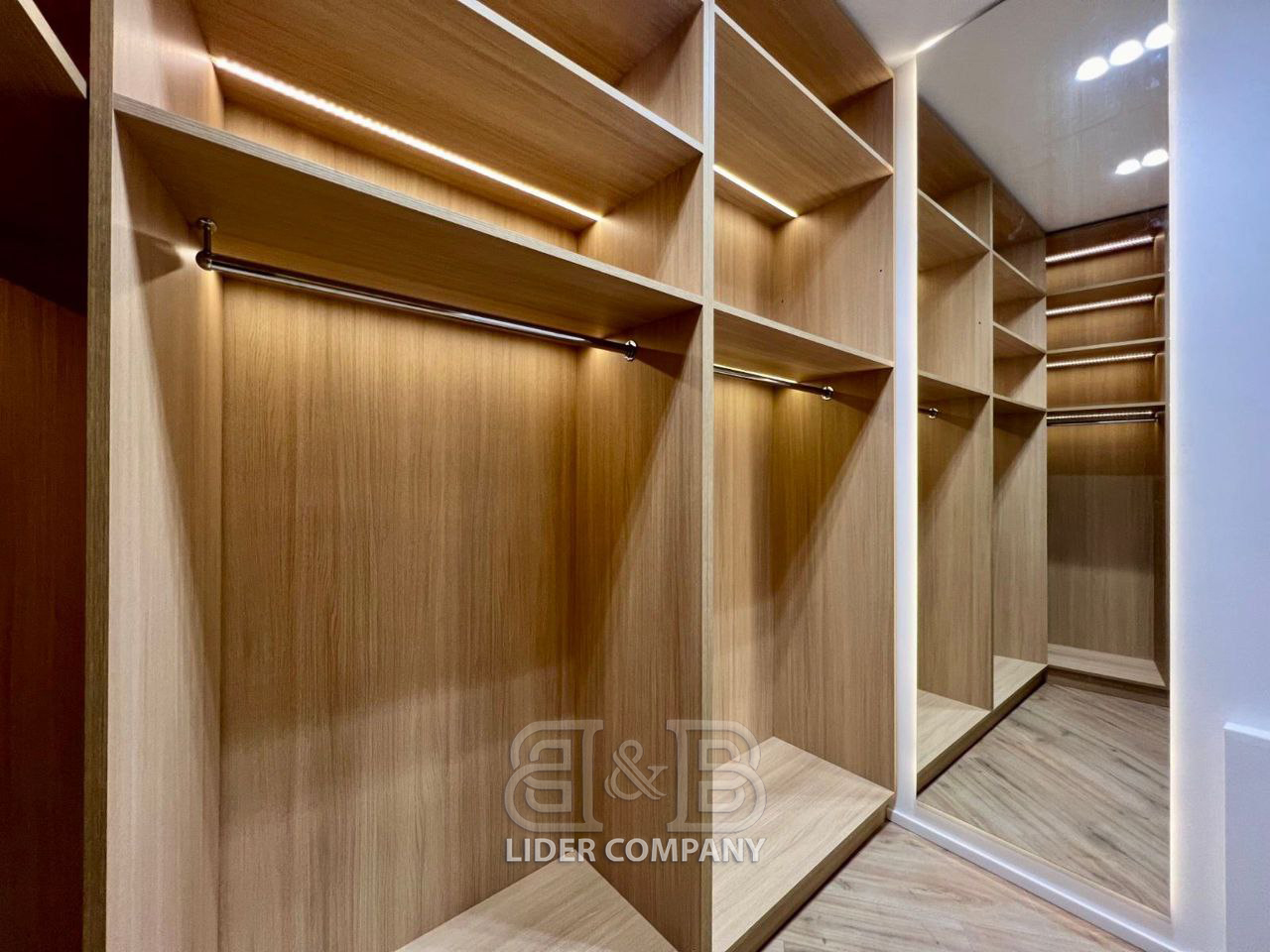 Apartament de vânzare – Sectorul Centru