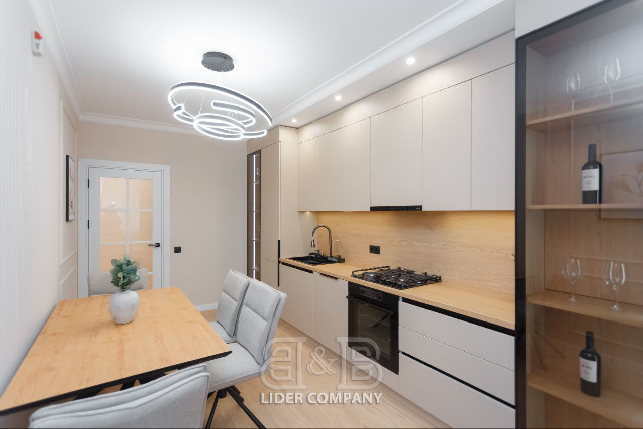 De vânzare – Apartament, 96 m², bd. Mircea cel Bătrân, Complex "ExFactor Group"